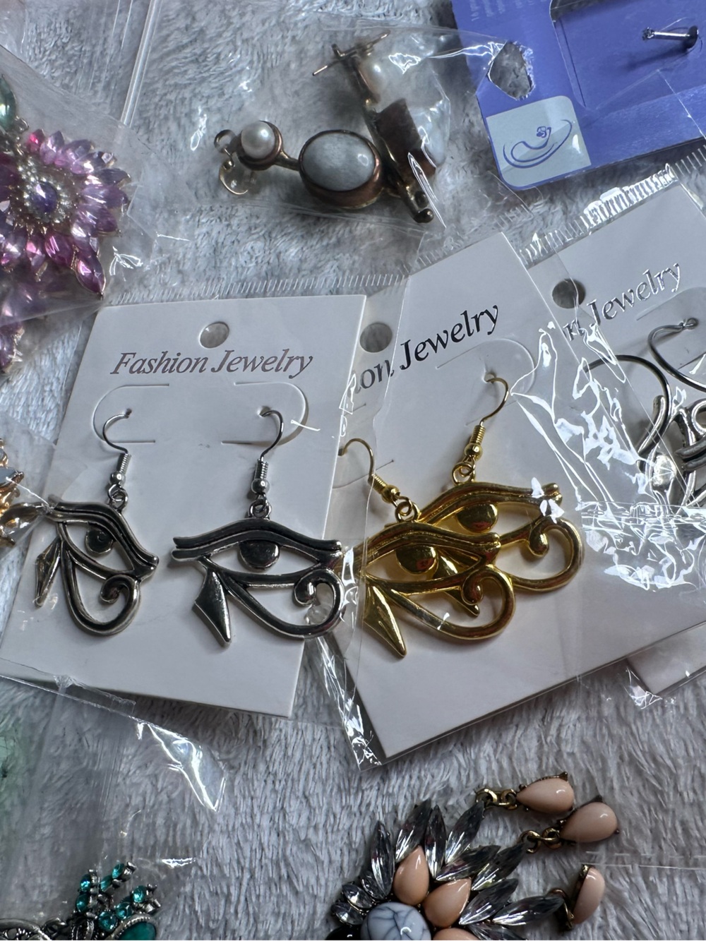 Earring Collection - Picture 10 of 16